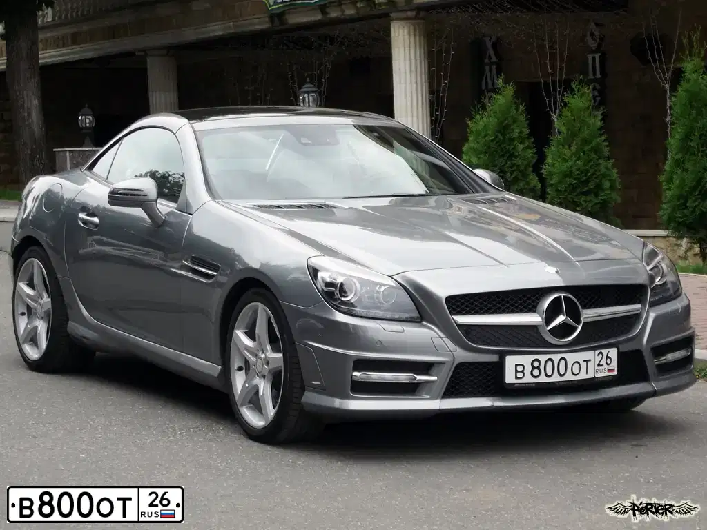 Фото автомобиля MERCEDES SLK-KLASSE, 2012 — госномер В250ОТ26. Цвет: СЕРЫЙ