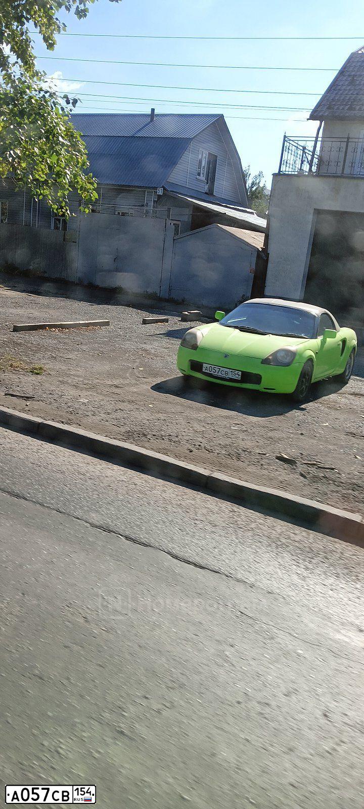 Фото автомобиля TOYOTA MR2, 1999 — госномер А057СВ154