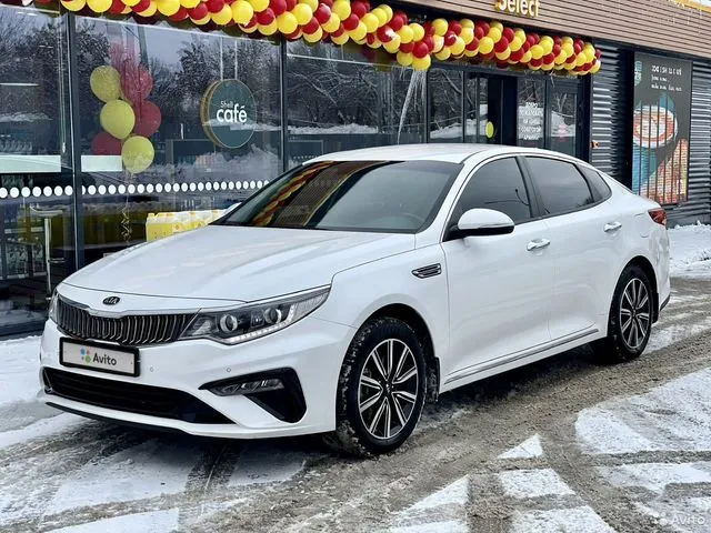 Фото автомобиля KIA MAGENTIS / OPTIMA, 2018 — госномер Х044КК763. Цвет: Белый