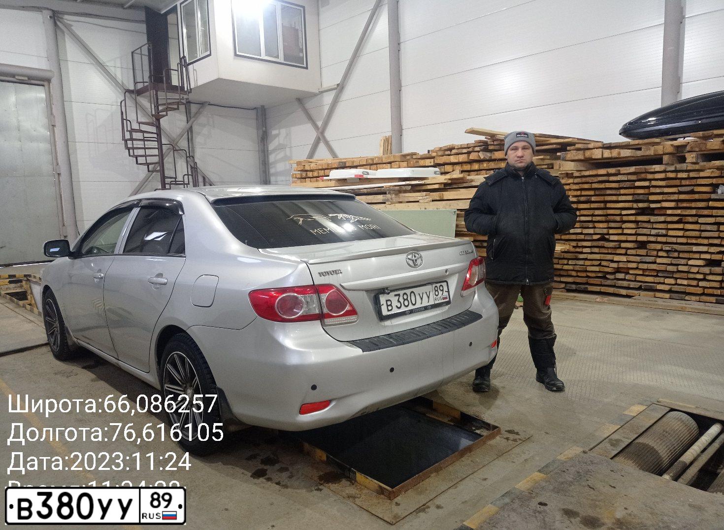 Фото автомобиля TOYOTA COROLLA, 2010 — госномер С500НТ96. Цвет: СВЕТЛО-СЕРЫЙ