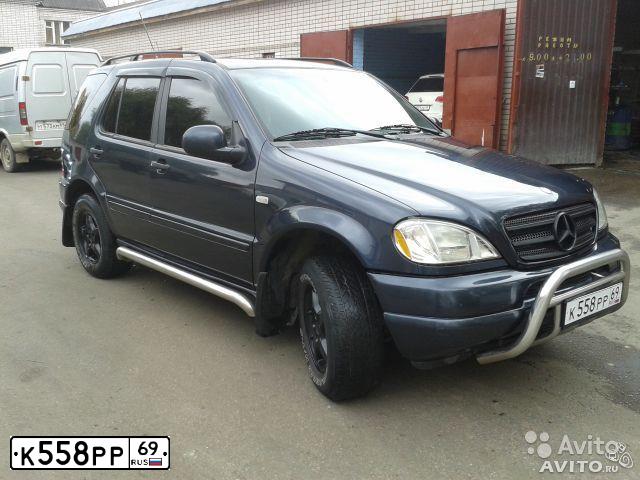 Фото автомобиля MERCEDES M-KLASSE, 1999 — госномер В441НЕ147. Цвет: ТЕМНО-СИНИЙ