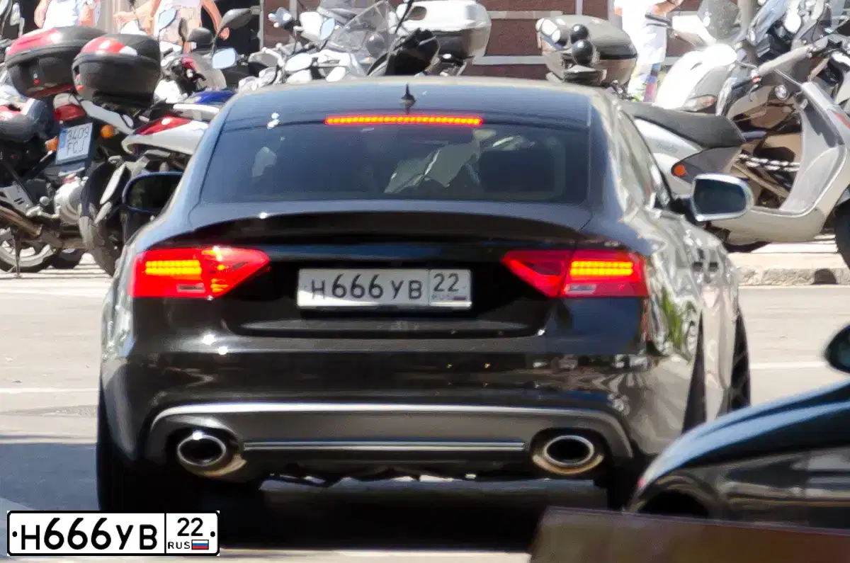 Фото автомобиля AUDI S5, 2014 — госномер Н666НУ142. Цвет: ЧЕРНЫЙ