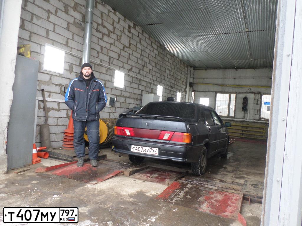 Фото автомобиля LADA 2115 SAMARA, 2008 — госномер Н095УА77. Цвет: ЧЕРНЫЙ