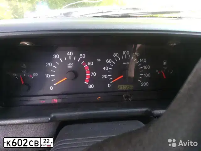 Фото автомобиля LADA 2110, 2000 — госномер В200ЕС36. Цвет: СЕРЕБРИСТО-СИНИЙ