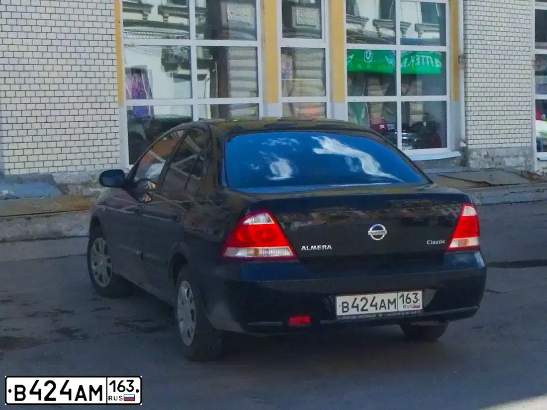 Фото автомобиля NISSAN ALMERA, 2006 — госномер В424АМ163. Цвет: ЧЕРНЫЙ