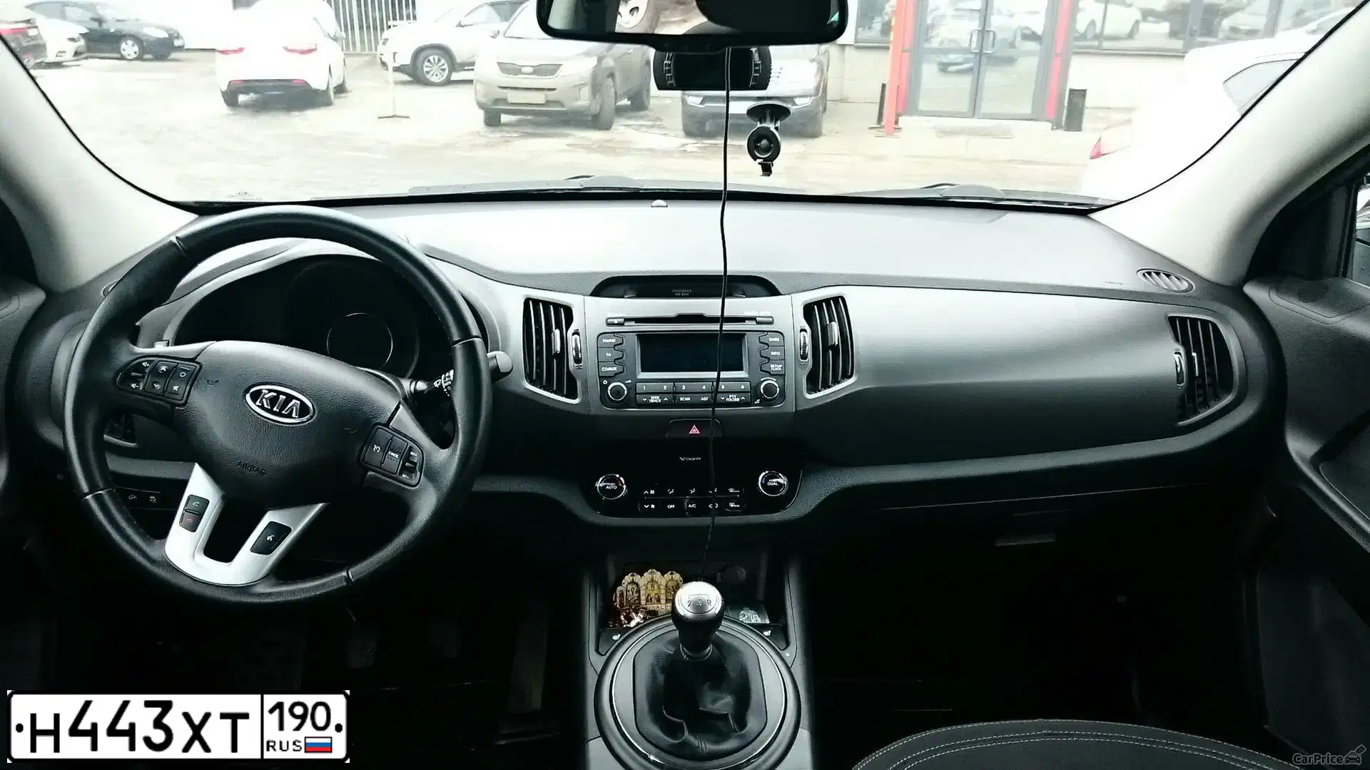 Фото автомобиля KIA SPORTAGE, 2012 — госномер О111РМ777. Цвет: ЧЕРНЫЙ