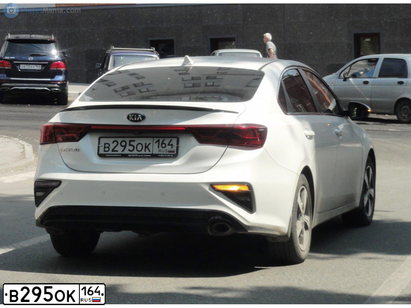 Фото автомобиля KIA CERATO, 2019 — госномер В295ОК164. Цвет: Белый