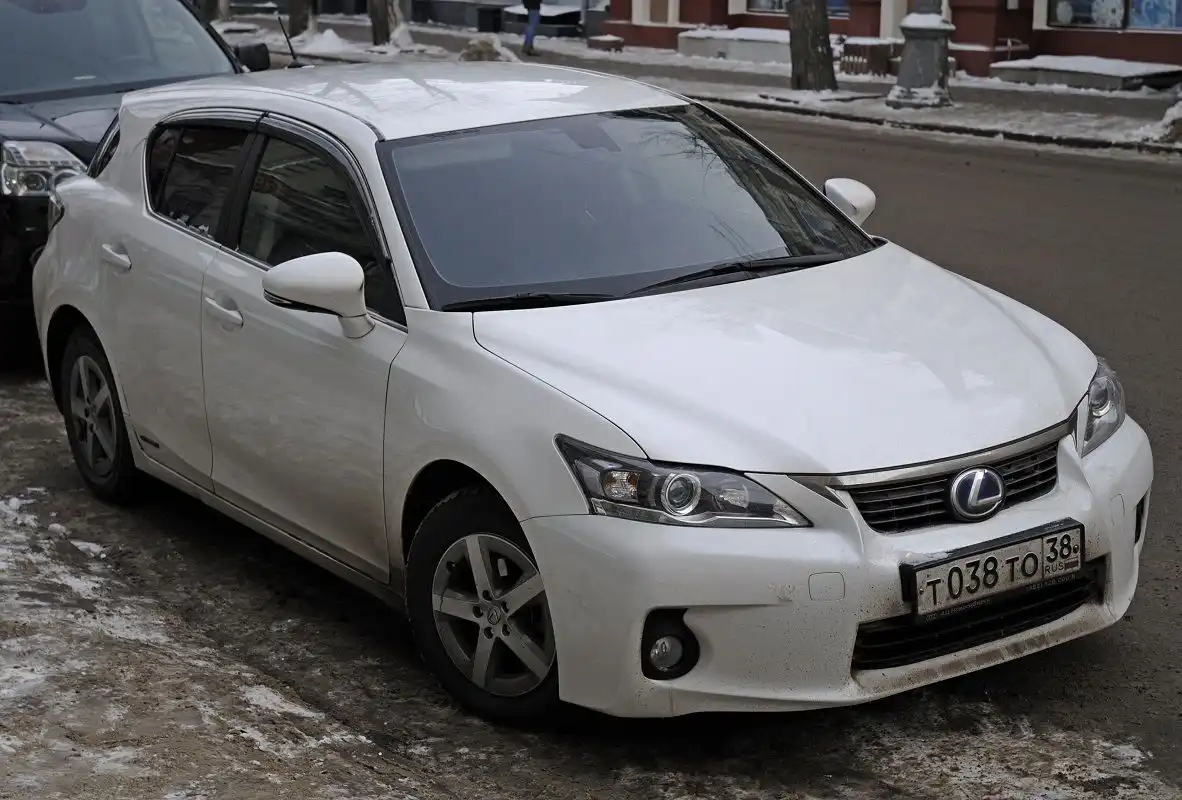 Фото автомобиля KIA SOUL, 2009 — госномер А148ВВ147. Цвет: БЕЛЫЙ