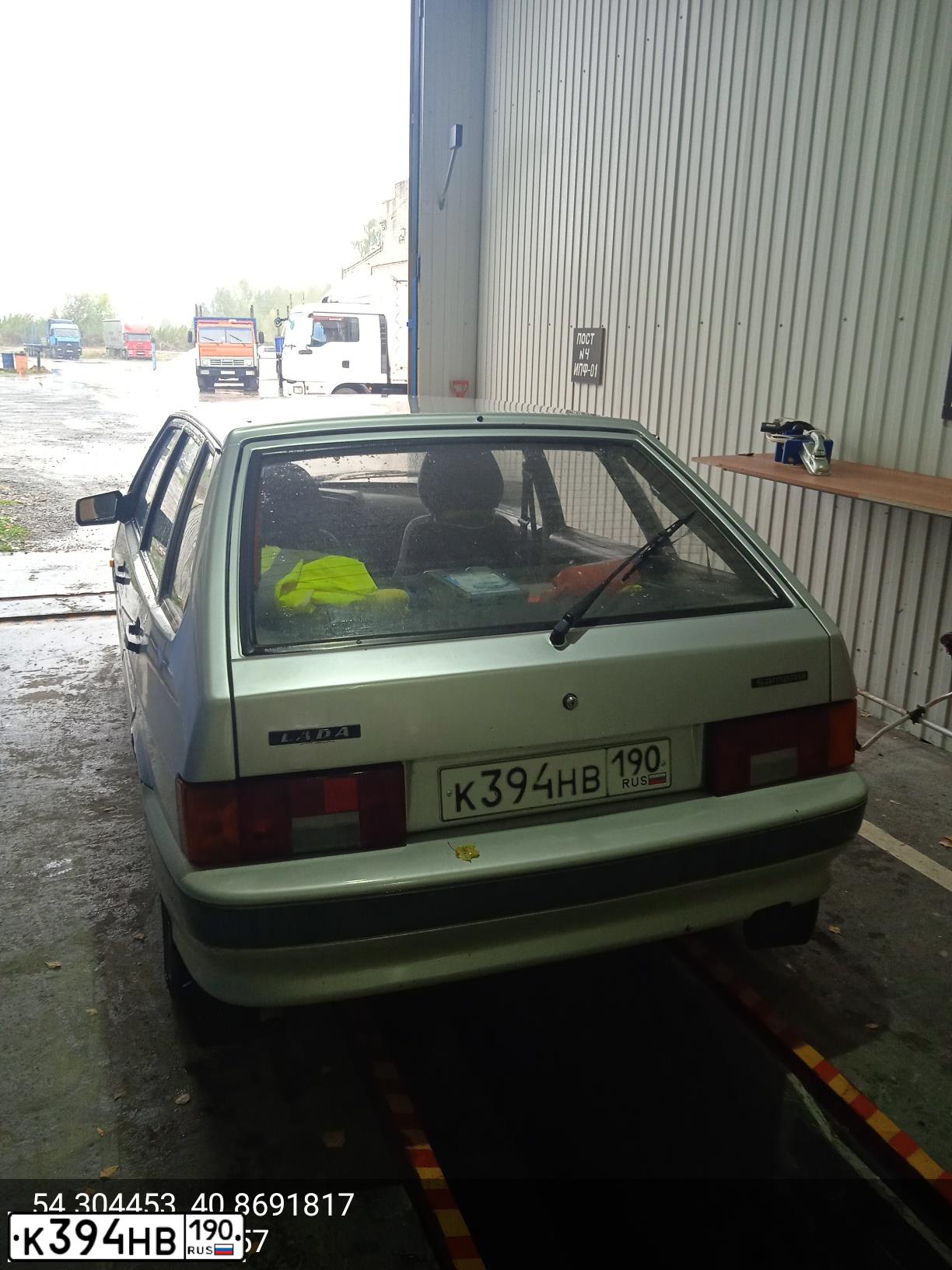 Фото автомобиля LADA 2114 SAMARA, 2011 — госномер Х372ТР62. Цвет: СВЕТЛО-СЕРЕБРИСТЫЙ МЕТАЛЛ