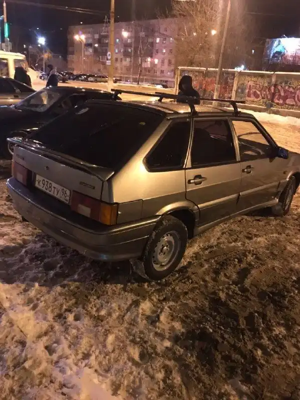 Фото автомобиля LADA 2114 SAMARA, 2005 — госномер Р691ТУ196. Цвет: СЕРО-ЗЕЛЕНЫЙ