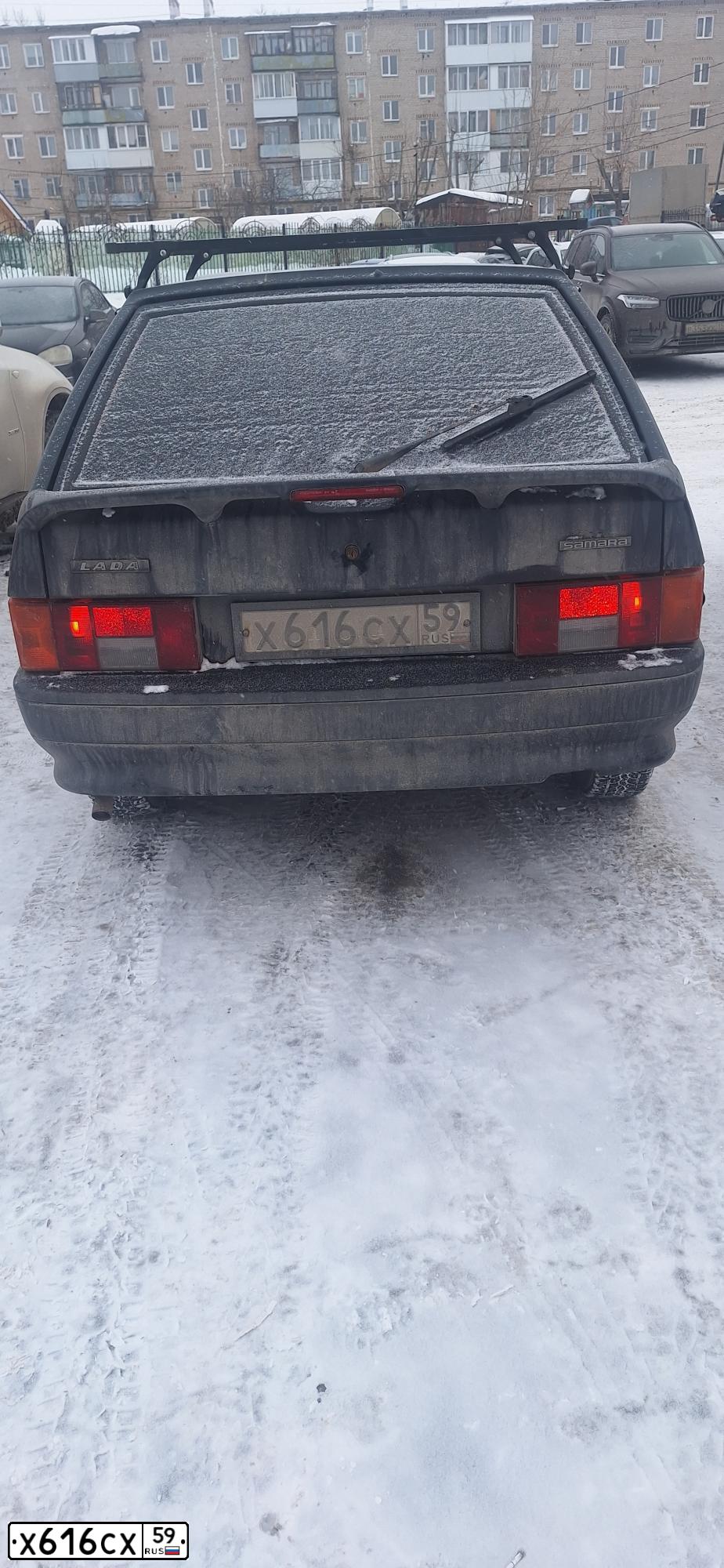 Фото автомобиля LADA 2114 SAMARA, 2008 — госномер Х616СХ59. Цвет: ГРАФИТОВЫЙ МЕТАЛЛИК