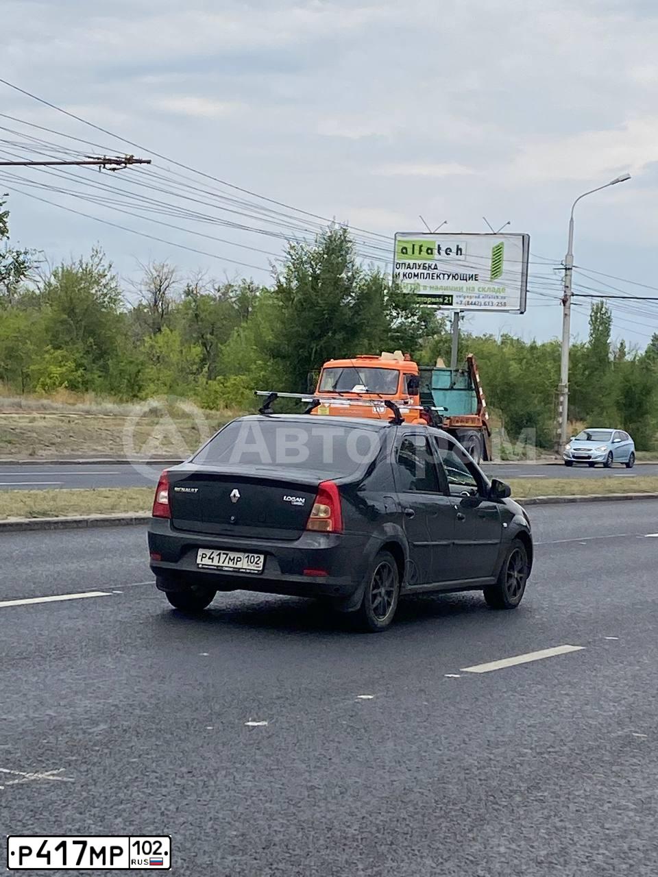 Фото автомобиля RENAULT LOGAN, 2014 — госномер Р417МР102