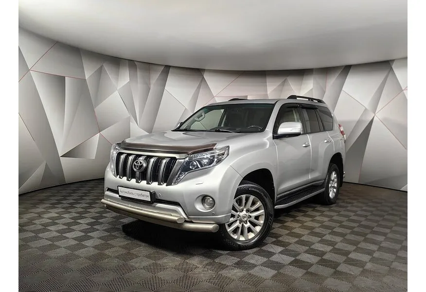 Фото автомобиля TOYOTA LANDCRUISER, 2014 — госномер Р777ЕУ69. Цвет: СЕРЕБРИСТЫЙ