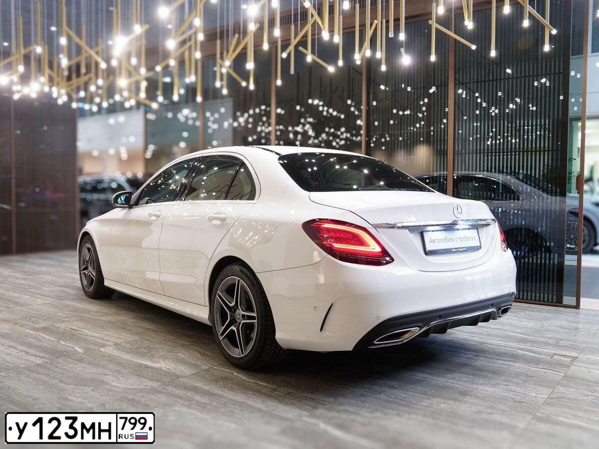 Фото автомобиля MERCEDES-BENZ C180, 2018 — госномер Т647РХ198