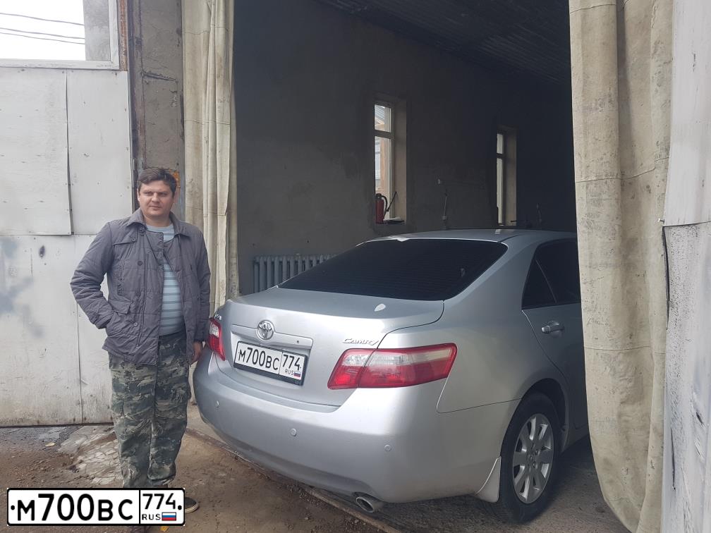 Фото автомобиля TOYOTA CAMRY, 2008 — госномер Р010АО774. Цвет: СЕРЕБРИСТЫЙ МЕТАЛЛИК