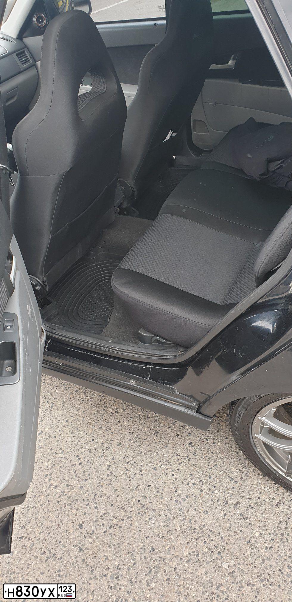 Фото автомобиля LADA 2170 PRIORA, 2008 — госномер К421ОТ126. Цвет: ЧЕРНЫЙ