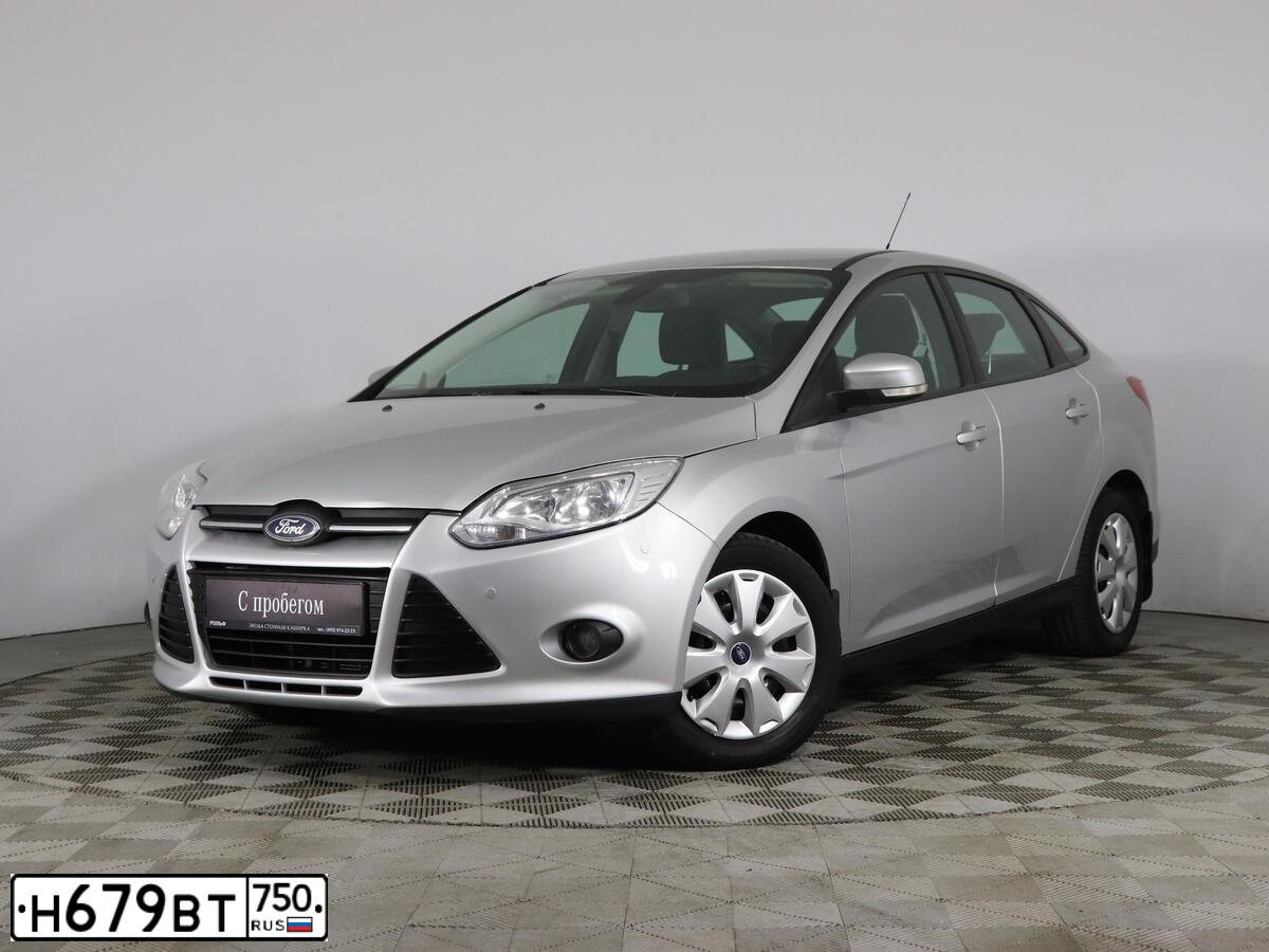 Фото автомобиля FORD FOCUS, 2013 — госномер Н679ВТ750. Цвет: СЕРЫЙ
