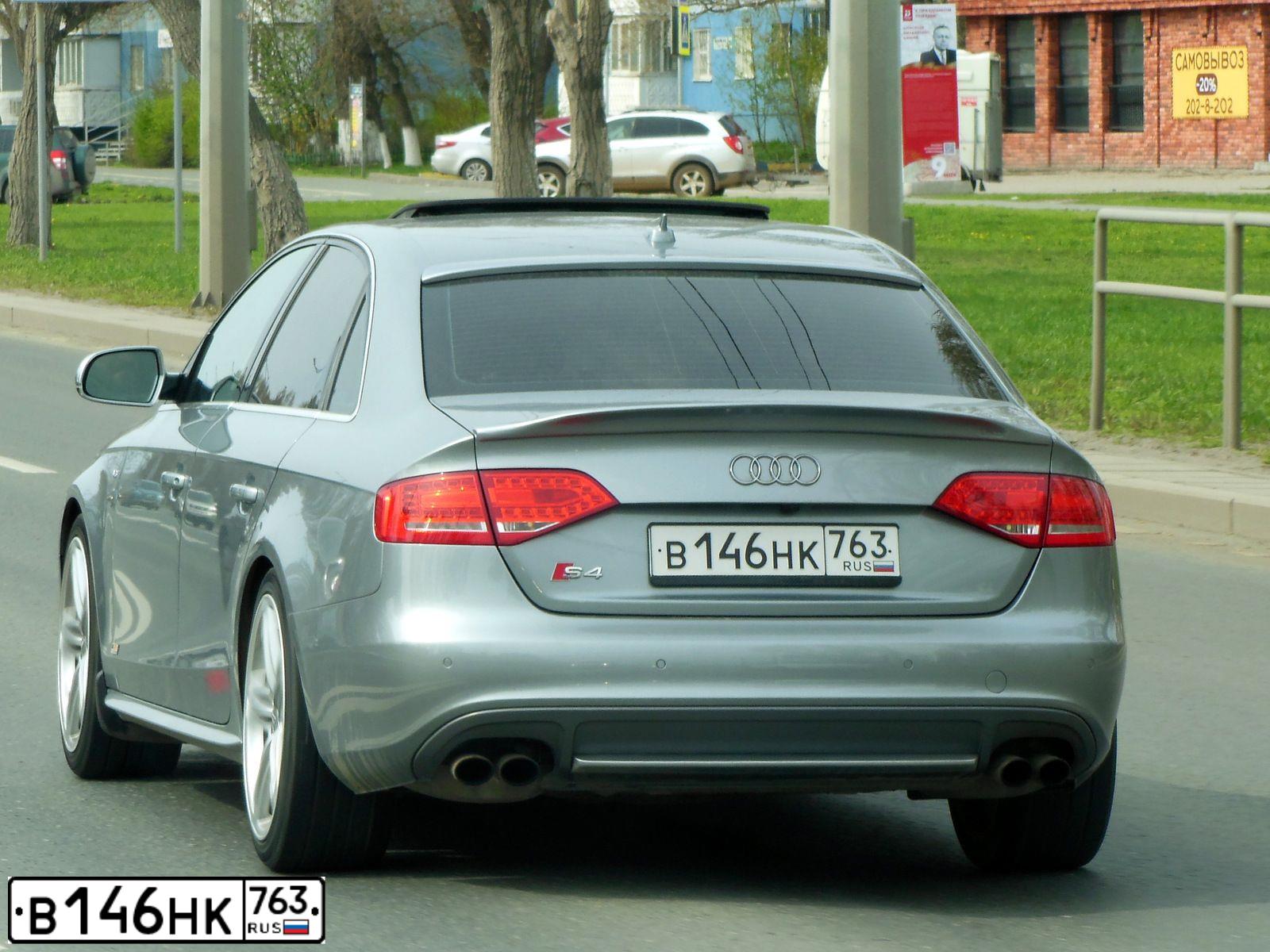 Фото автомобиля АУДИ S4, 2011 — госномер Е819ОЕ186. Цвет: СЕРЫЙ