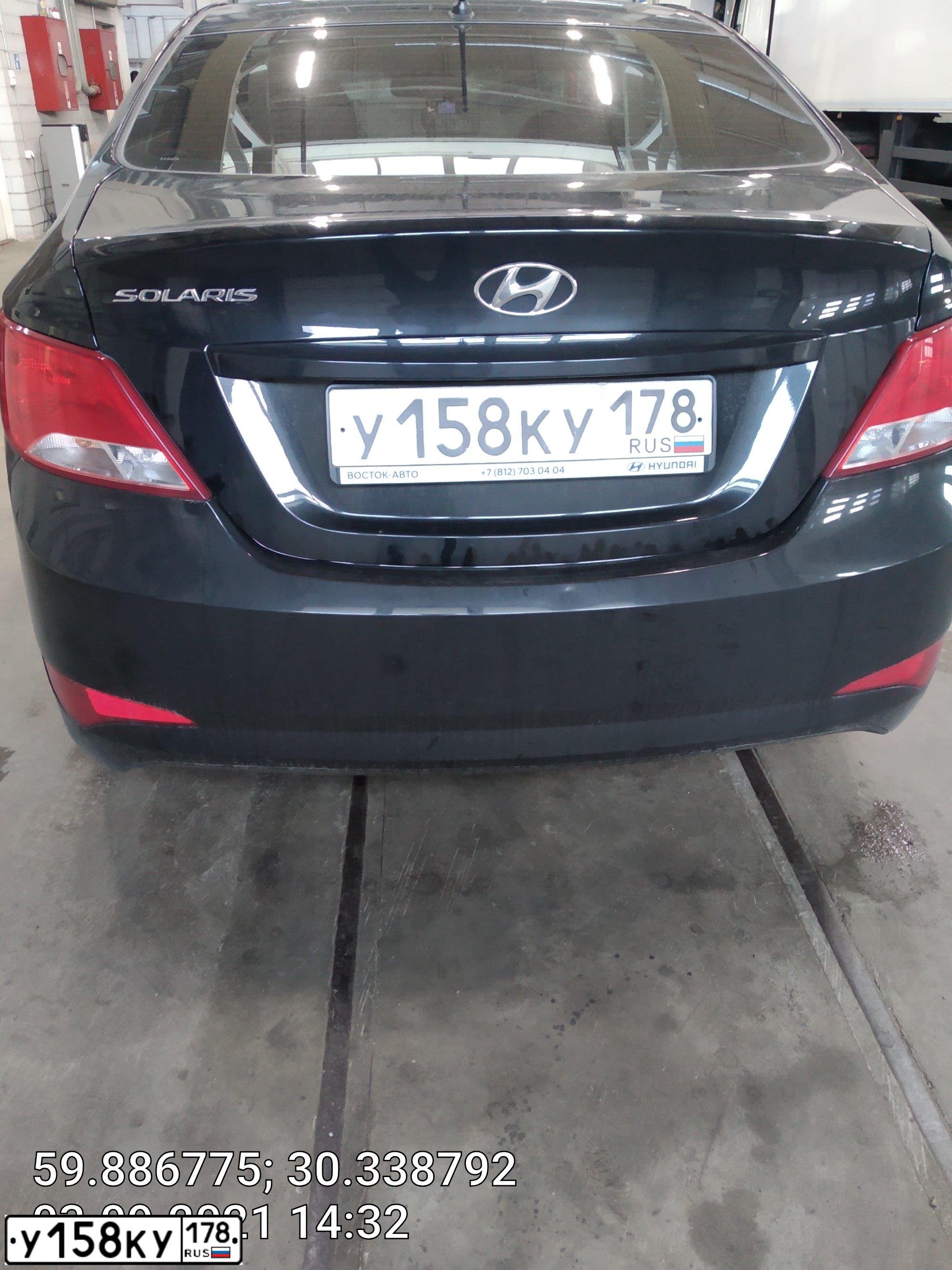 Фото автомобиля HYUNDAI SOLARIS, 2016 — госномер У158КУ178. Цвет: ЧЕРНЫЙ