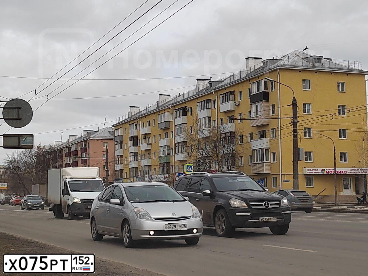 Фото автомобиля MERCEDES GL-KLASSE, 2009 — госномер Х075РТ152. Цвет: ЧЕРНЫЙ