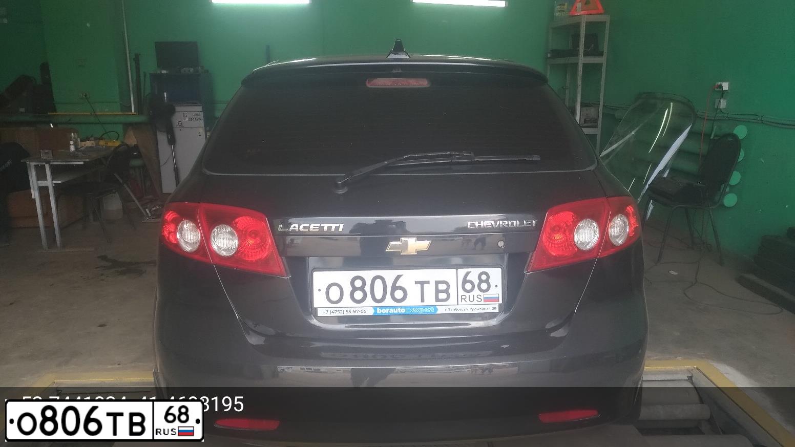 Фото автомобиля CHEVROLET LACETTI, 2009 — госномер О806ТВ68. Цвет: ЧЕРНЫЙ