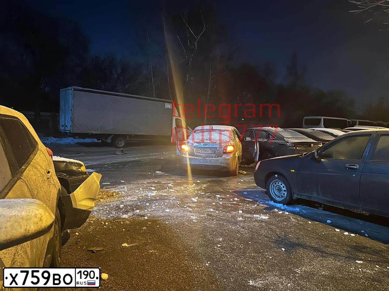 Фото автомобиля KIA КИА DЕJВRIО, 2010 — госномер Х759ВО190. Цвет: СЕРЫЙ