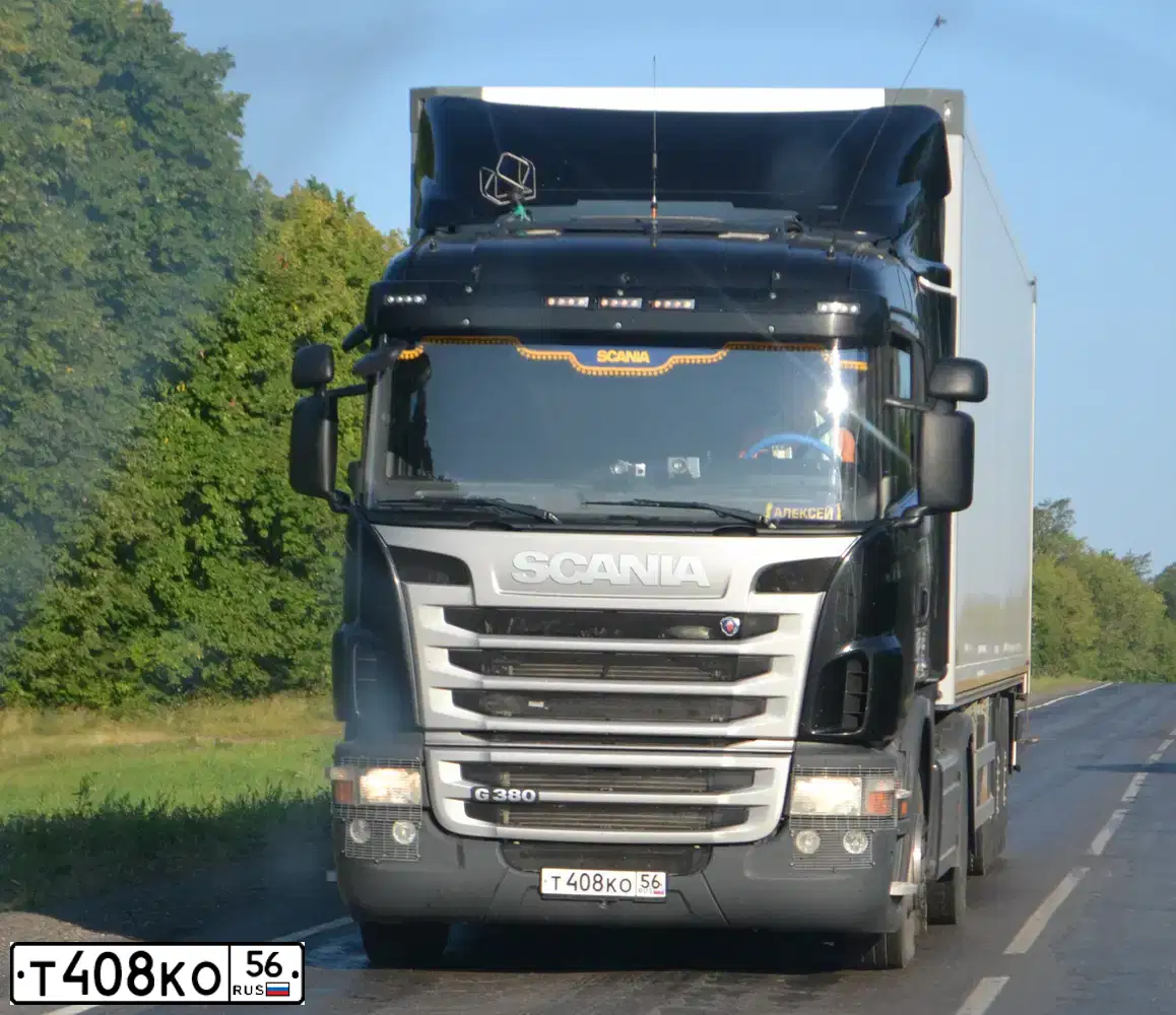 Фото автомобиля SCANIA SERIE G /4X2/, 2011 — госномер Т408КО56. Цвет: ЧЕРНЫЙ