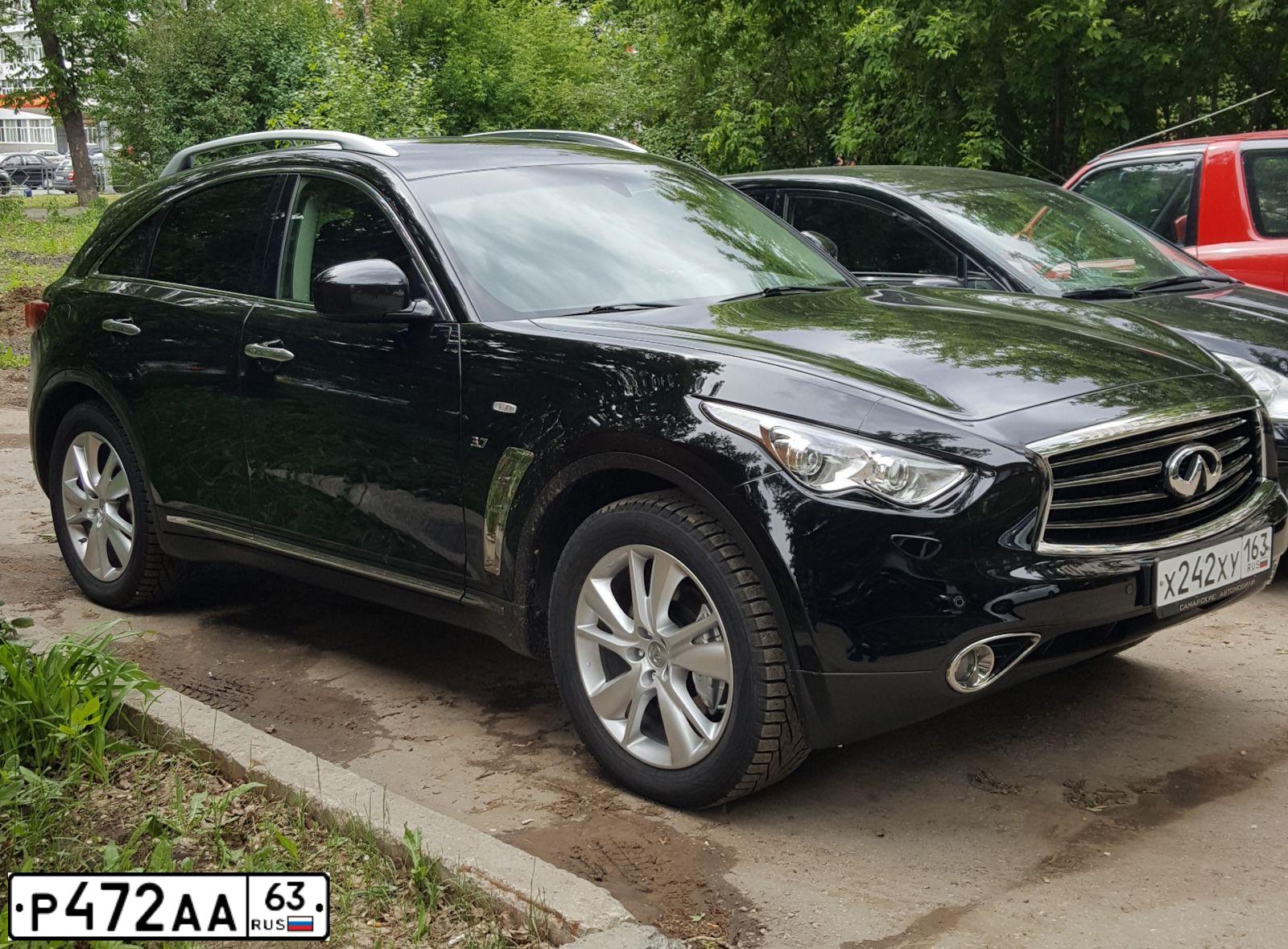 Фото автомобиля INFINITI QX80, 2012 — госномер К095ЕВ763. Цвет: ЧЕРНЫЙ