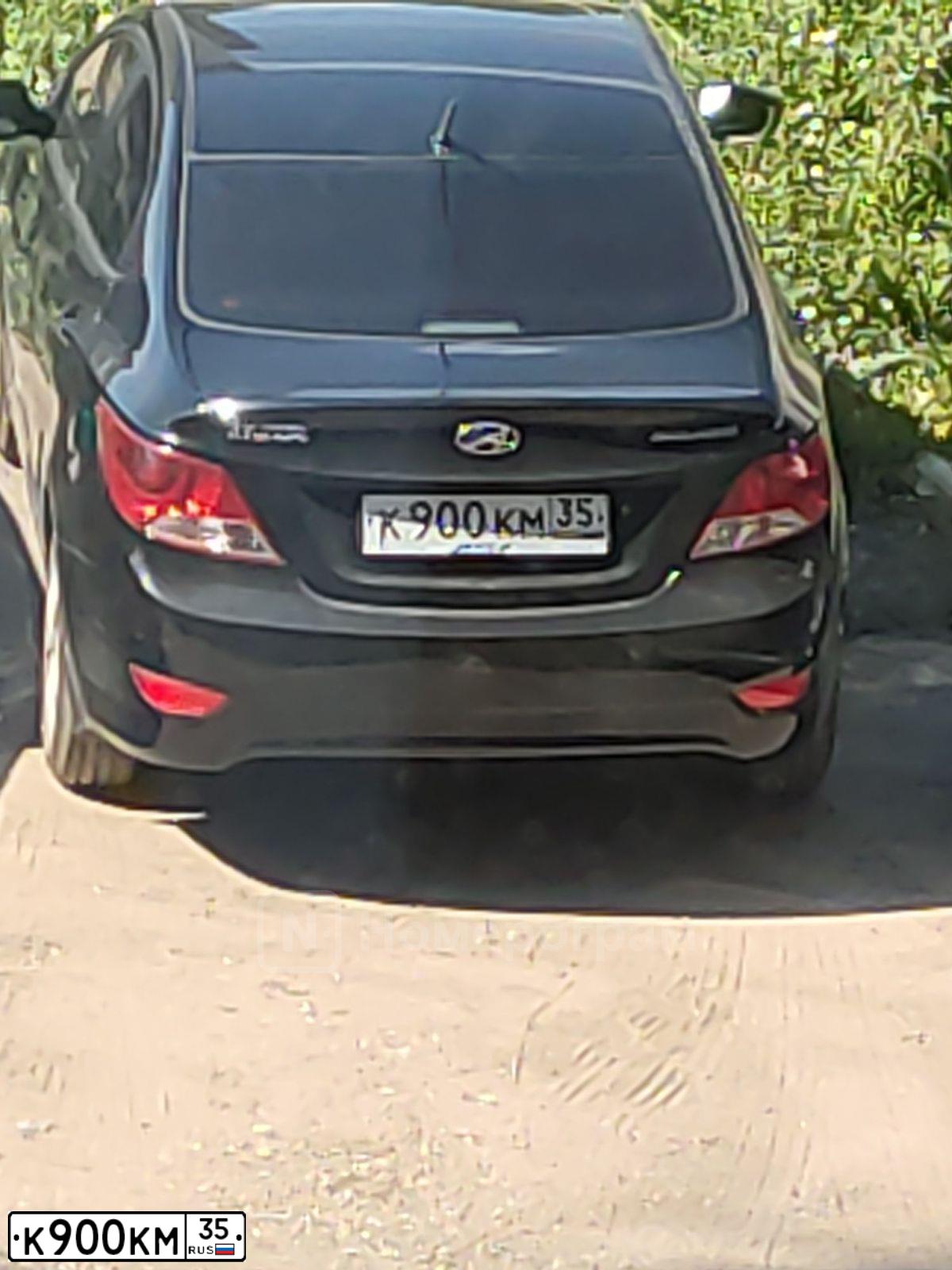 Фото автомобиля HYUNDAI SOLARIS, 2013 — госномер К900КМ35. Цвет: ЧЕРНЫЙ