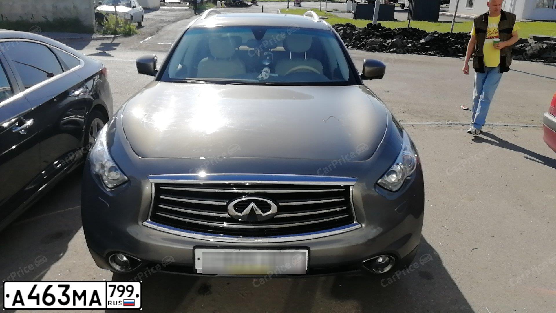 Фото автомобиля INFINITI QX70 /FX/, 2014 — госномер К154АР156. Цвет: СЕРО-ЗЕЛЕНЫЙ