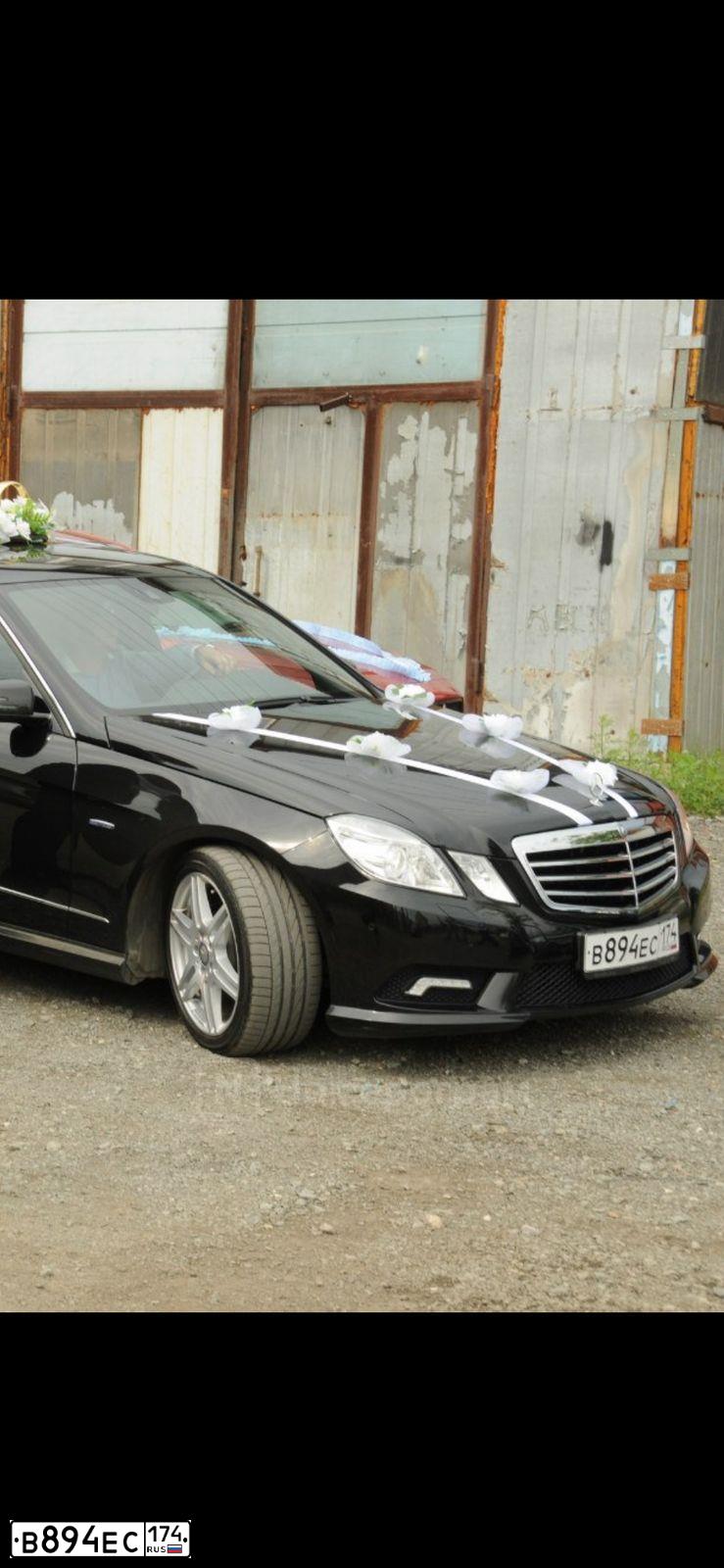 Фото автомобиля MERCEDES E-KLASSE, 2010 — госномер Х088РТ777. Цвет: ЧЕРНЫЙ