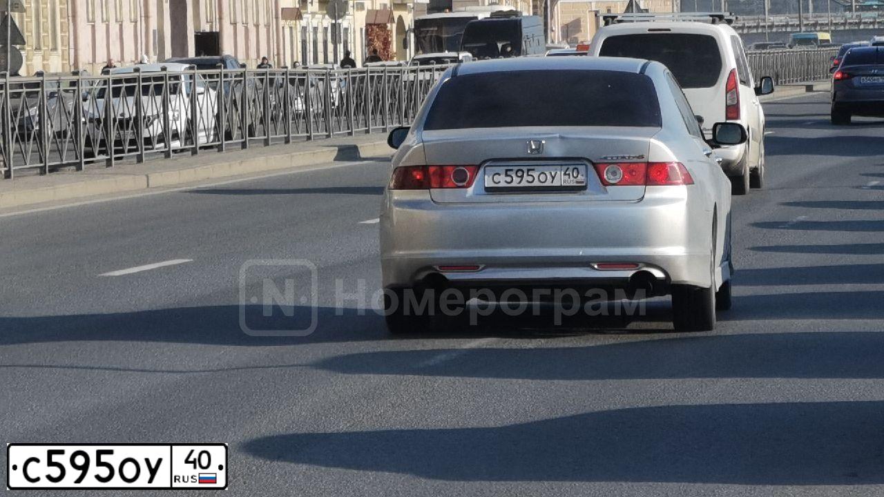 Фото автомобиля HONDA ACCORD, 2006 — госномер Р006СВ26. Цвет: Серебристый