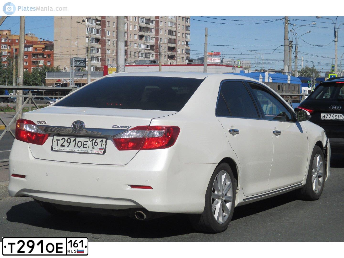 Фото автомобиля TOYOTA CAMRY, 2012 — госномер Т291ОЕ161. Цвет: Белый