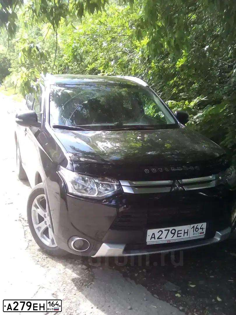 Фото автомобиля MITSUBISHI OUTLANDER, 2014 — госномер А279ЕН64. Цвет: ЧЕРНЫЙ