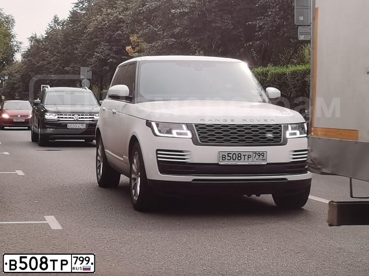 Фото автомобиля LANDROVER RANGE ROVER, 2018 — госномер В508ТР799. Цвет: БЕЛЫЙ