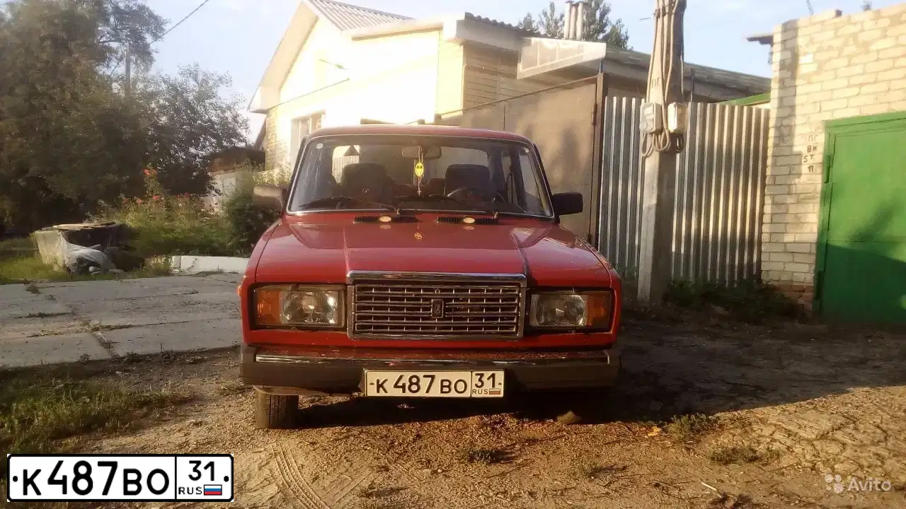 Фото автомобиля LADA 2107, 2007 — госномер К487ВО31. Цвет: ВИШНЕВЫЙ