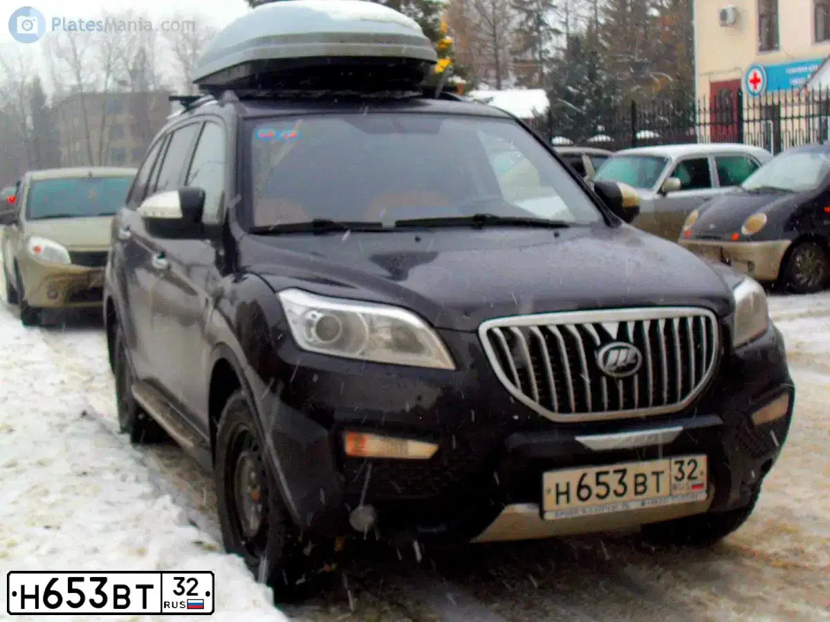 Фото автомобиля LIFAN X 60, 2016 — госномер Н653ВТ32. Цвет: ЧЕРНЫЙ