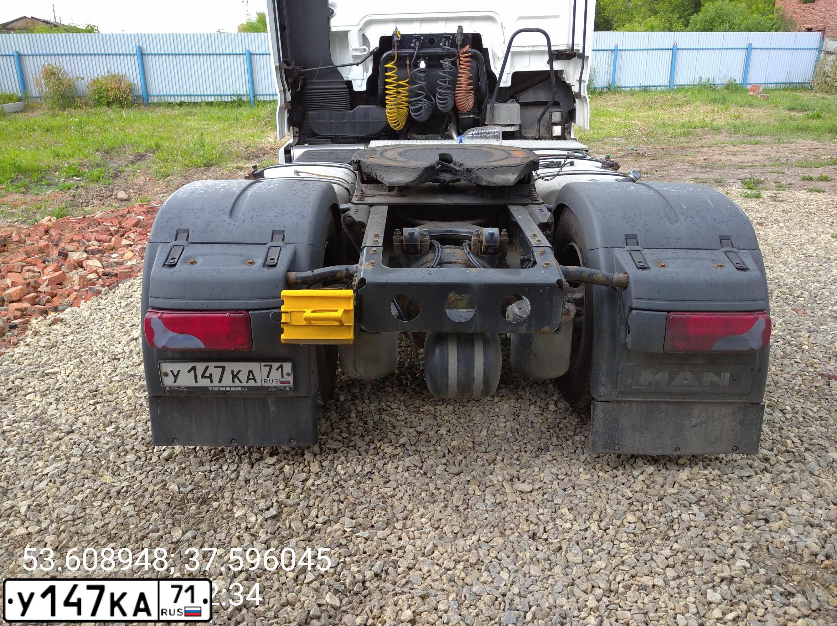 Фото автомобиля MAN TGX 18.XXX /4X2/, 2010 — госномер У147КА71. Цвет: Белый