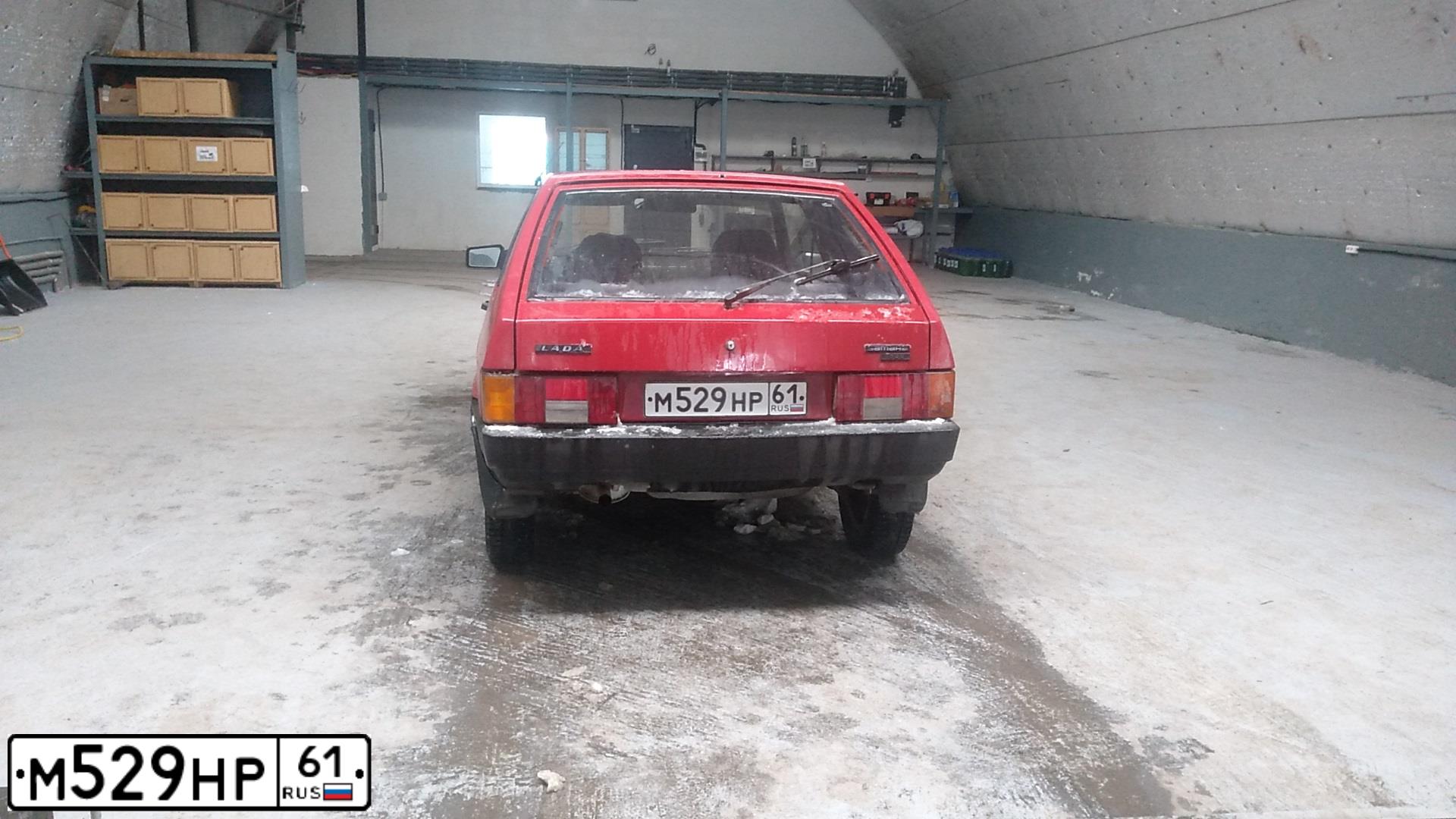 Фото автомобиля LADA 2108 SAMARA, 1994 — госномер М529НР61. Цвет: ТЕМНО-КРАСНЫЙ