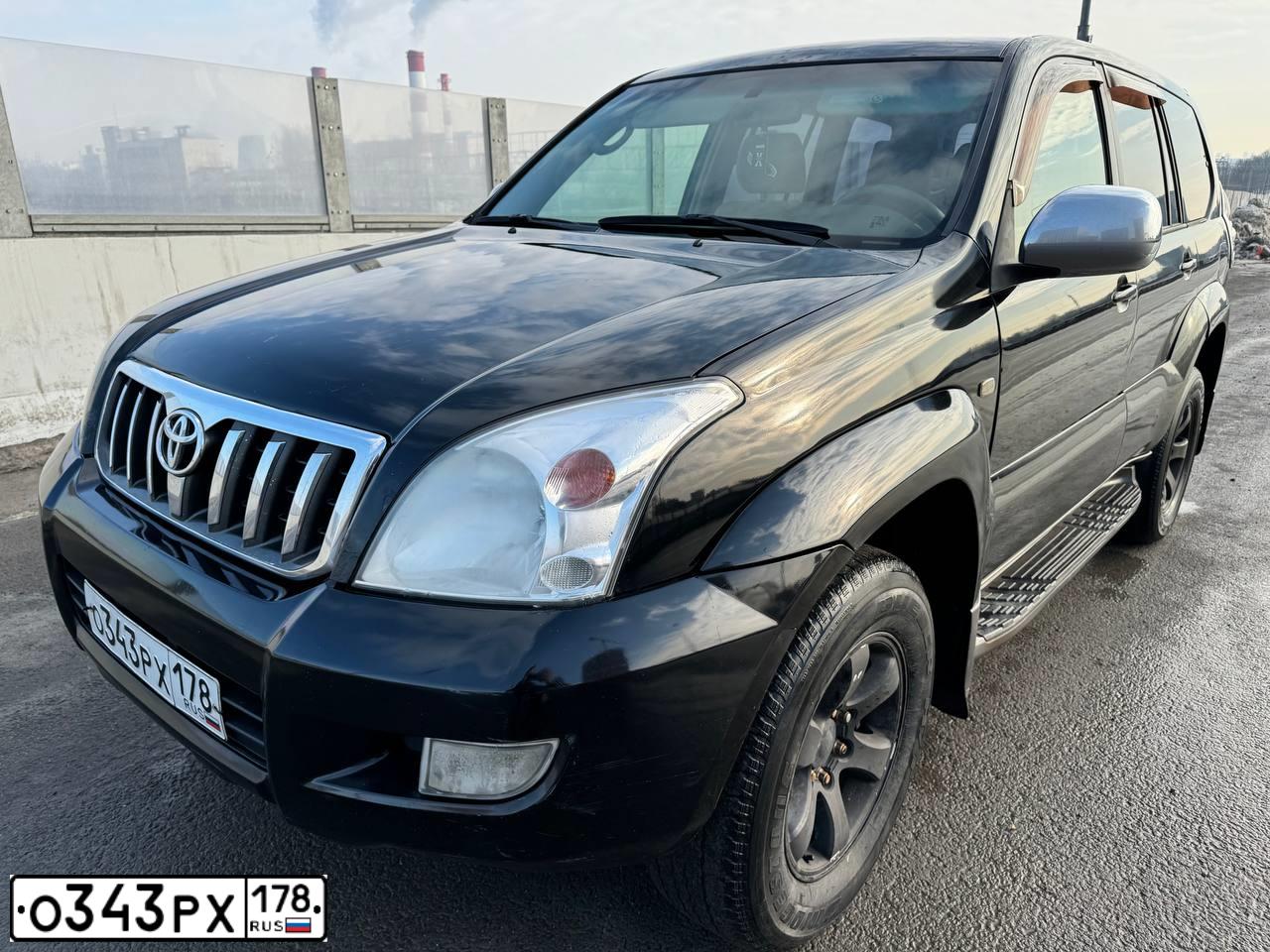 Фото автомобиля TOYOTA LAND CRUISER PRADO, 2005 — госномер Р239МТ154