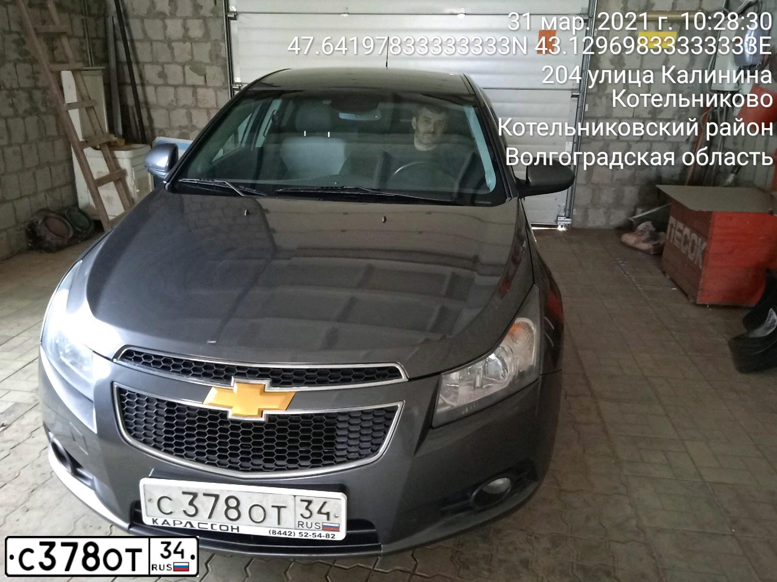 Фото автомобиля CHEVROLET CRUZE, 2012 — госномер М537ЕТ134. Цвет: СЕРЫЙ МЕТАЛЛИК
