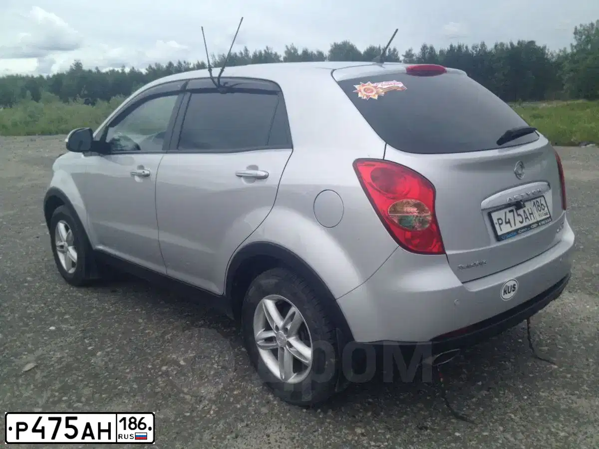 Фото автомобиля SSANGYONG ACTYON, 2012 — госномер Р475АН186. Цвет: СЕРЕБРИСТЫЙ