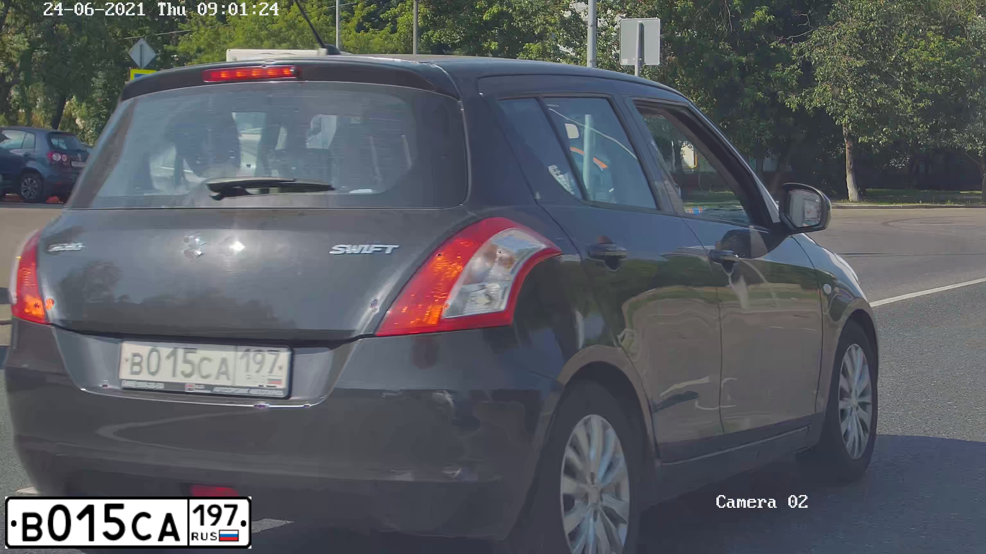 Фото автомобиля SUZUKI SWIFT, 2011 — госномер В015СА197. Цвет: ЧЕРНЫЙ