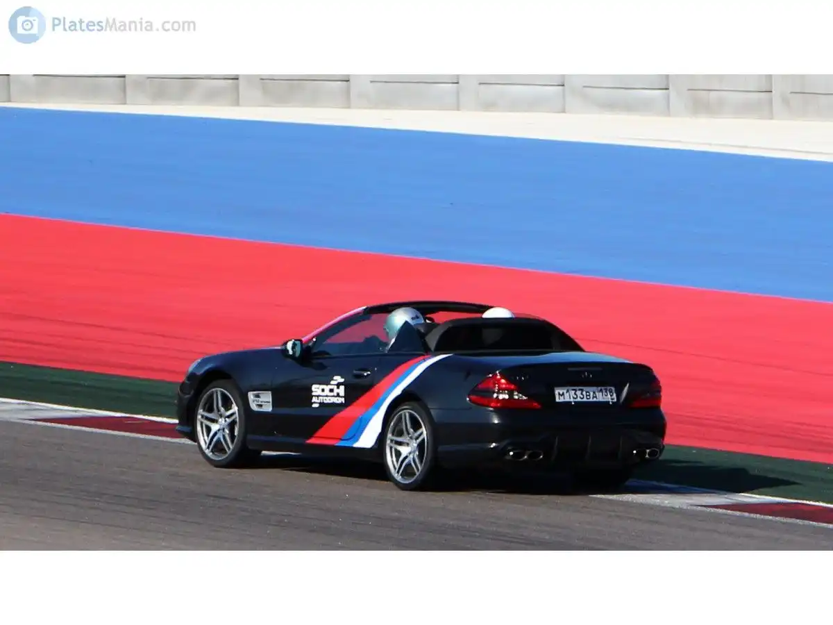 Фото автомобиля MERCEDES SL-KLASSE, 2009 — госномер О666ОО38. Цвет: ЧЕРНЫЙ