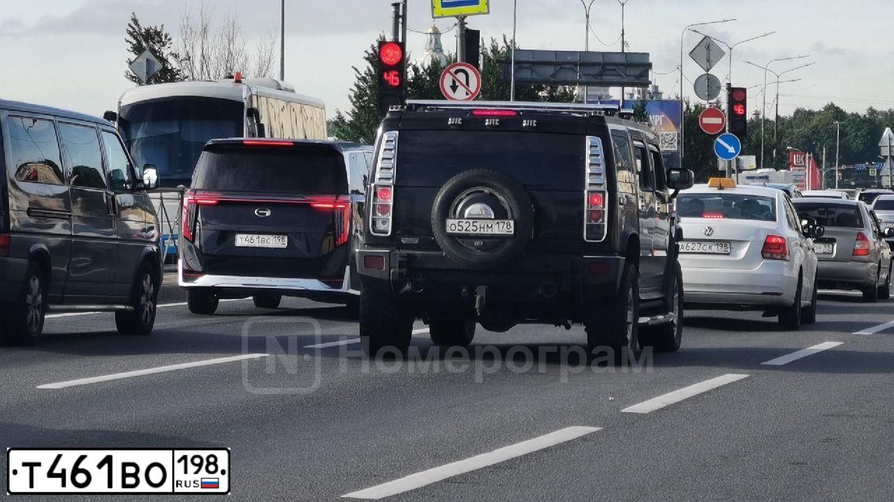 Фото автомобиля DFSK БЕЗ МОДЕЛИ FЕNGОN S508 ЕVR, 2023 — госномер Т461ВО198. Цвет: Белый