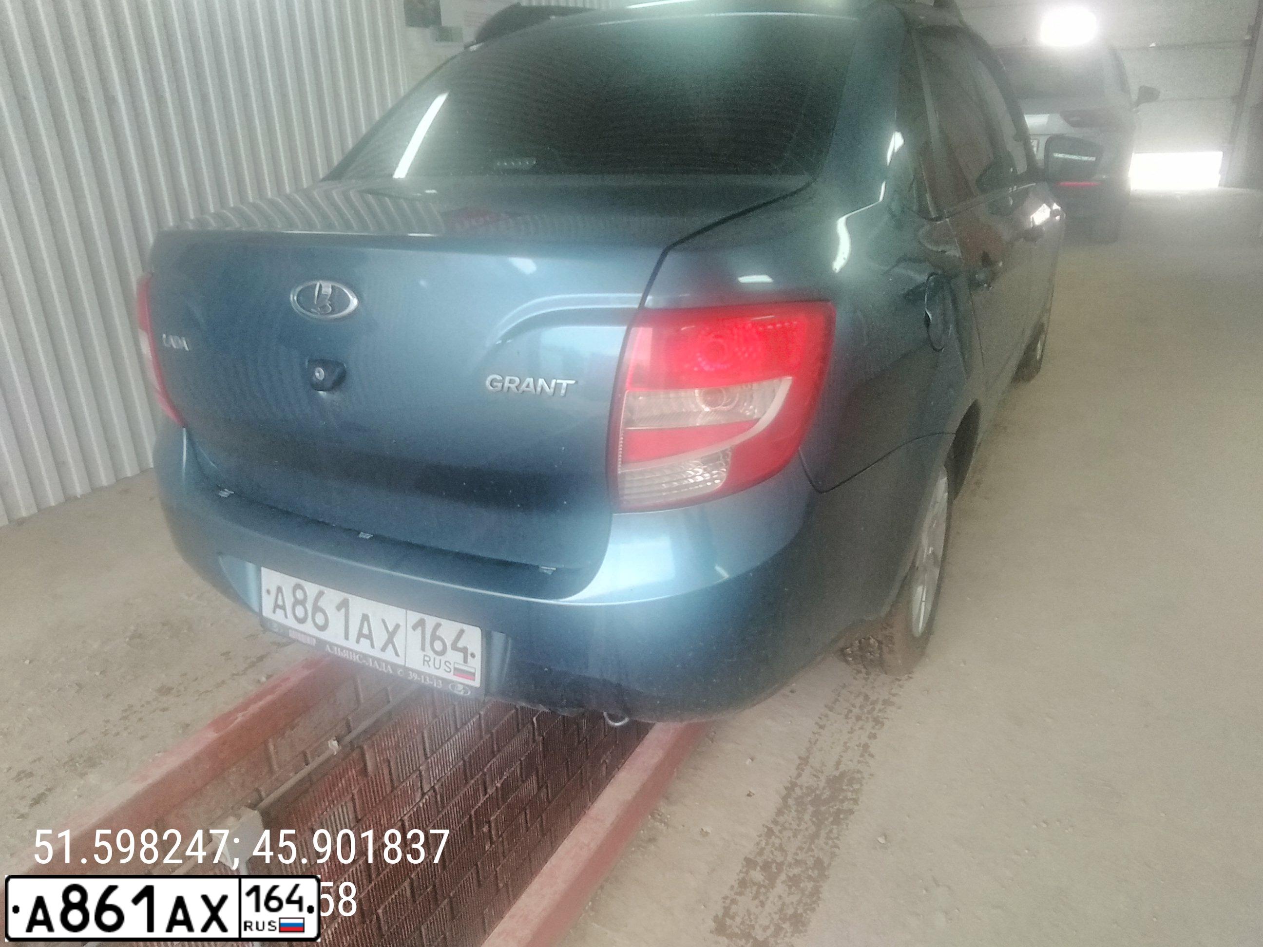 Фото автомобиля LADA GRANTA, 2016 — госномер М222РТ164. Цвет: СЕРО-СИНИЙ