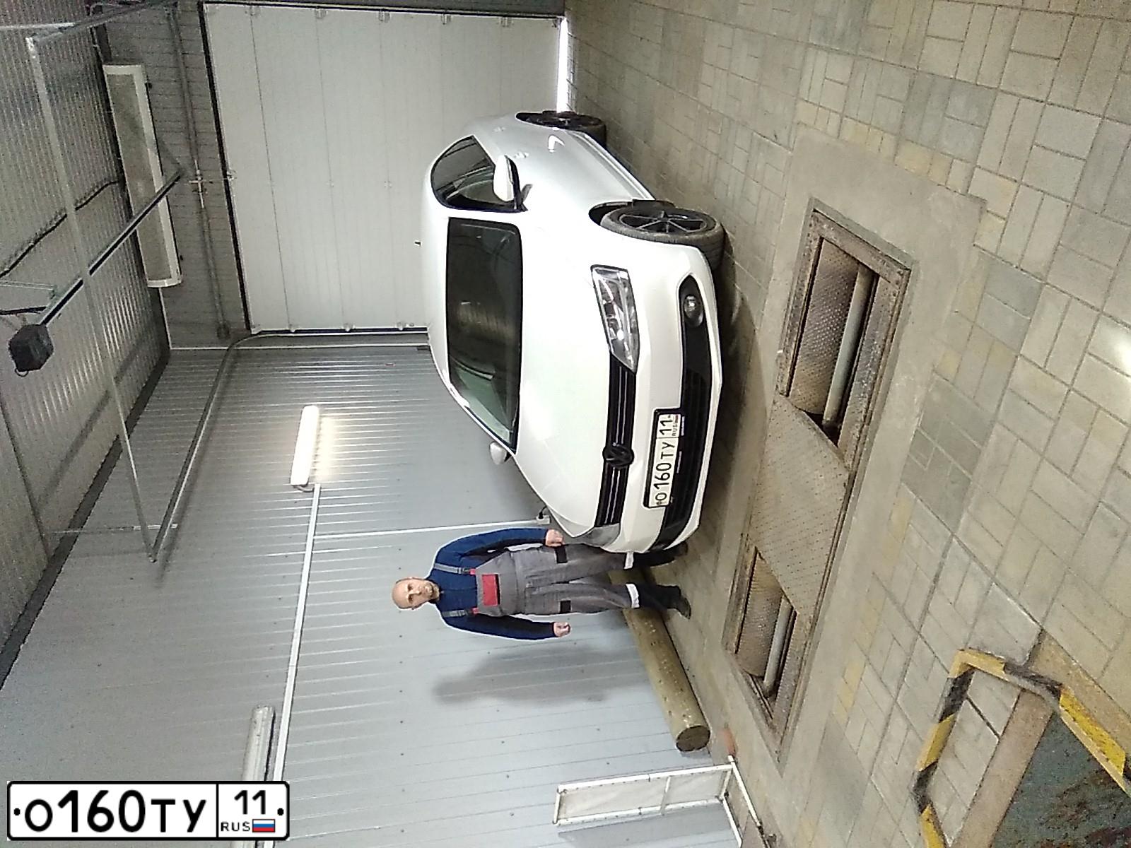 Фото автомобиля VOLKSWAGEN JETTA, 2014 — госномер М567ЕР35. Цвет: Белый