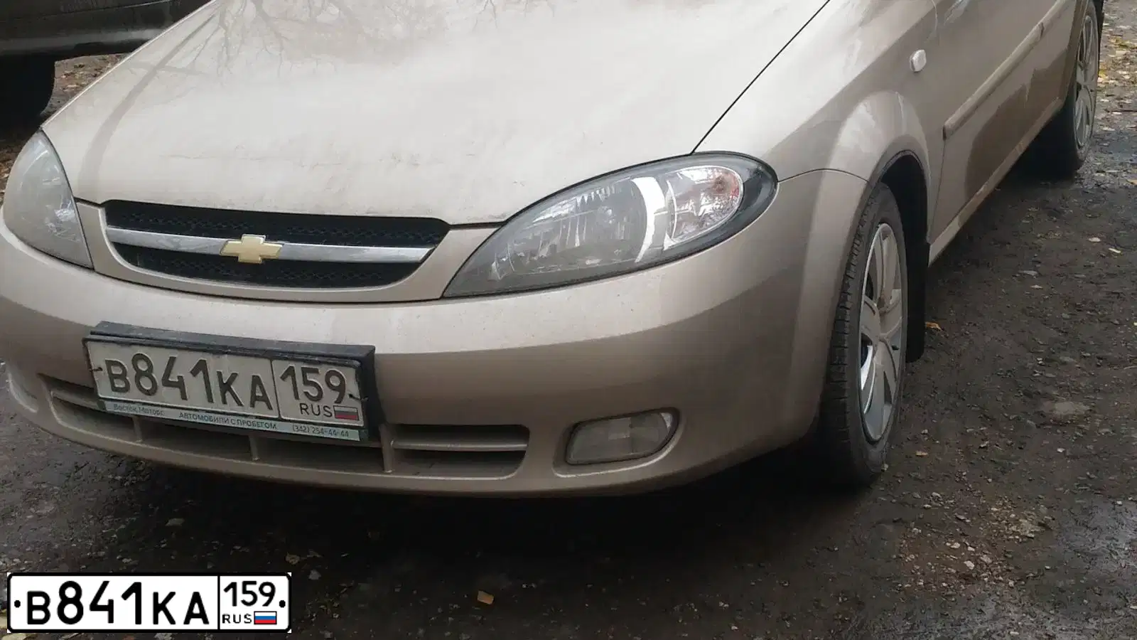 Фото автомобиля CHEVROLET LACETTI, 2012 — госномер М175КУ159. Цвет: БЕЖЕВЫЙ