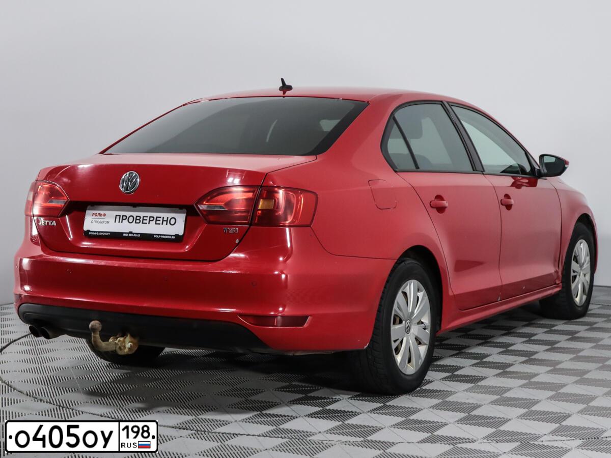 Фото автомобиля VOLKSWAGEN JETTA, 2012 — госномер О850РР159. Цвет: Красный