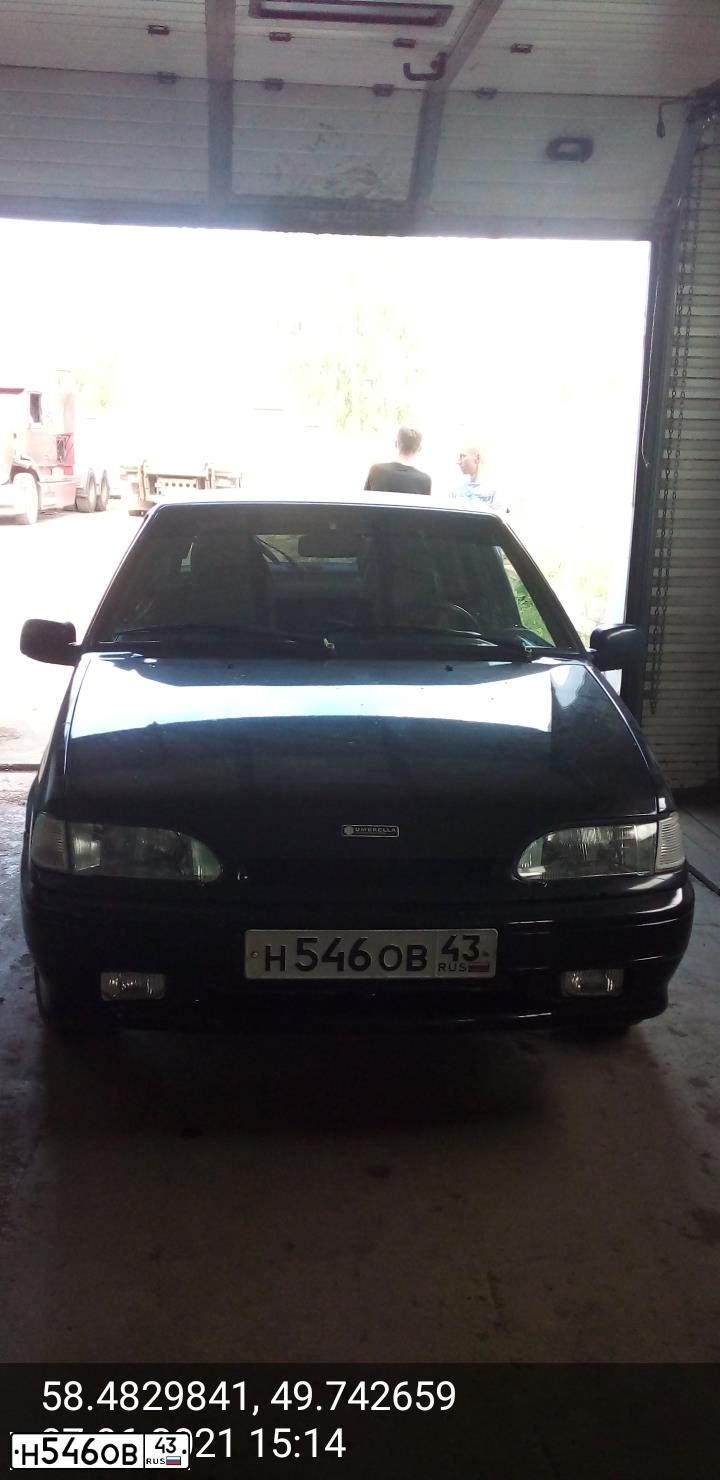Фото автомобиля LADA 2114 SAMARA, 2012 — госномер Н546ОВ43. Цвет: Сине-Черный